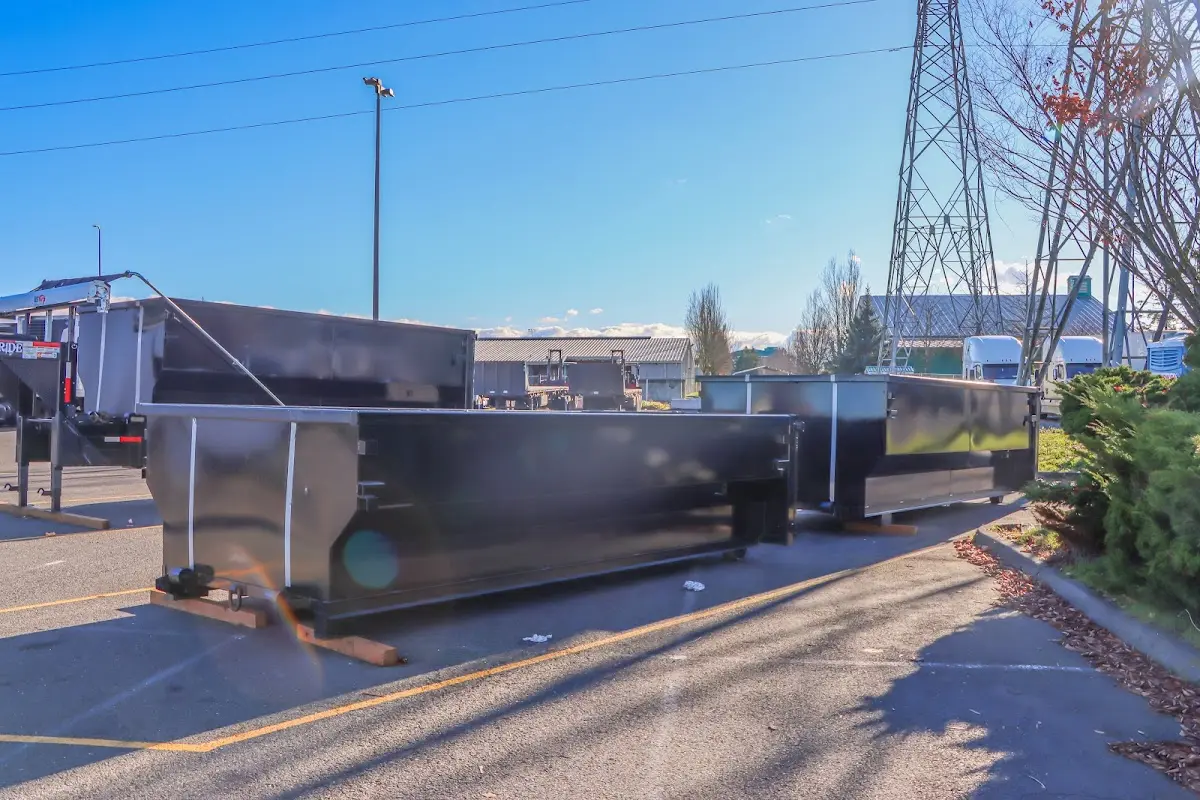 Professional dumpster rental and junk removal service in Munford